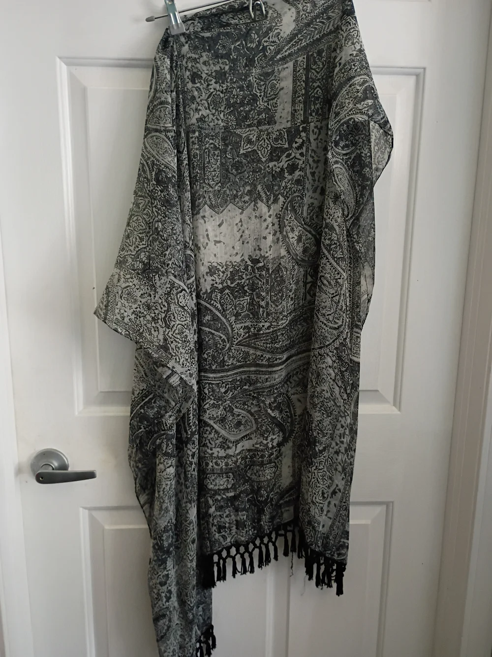 Black & White Paisley Fringe Kimono